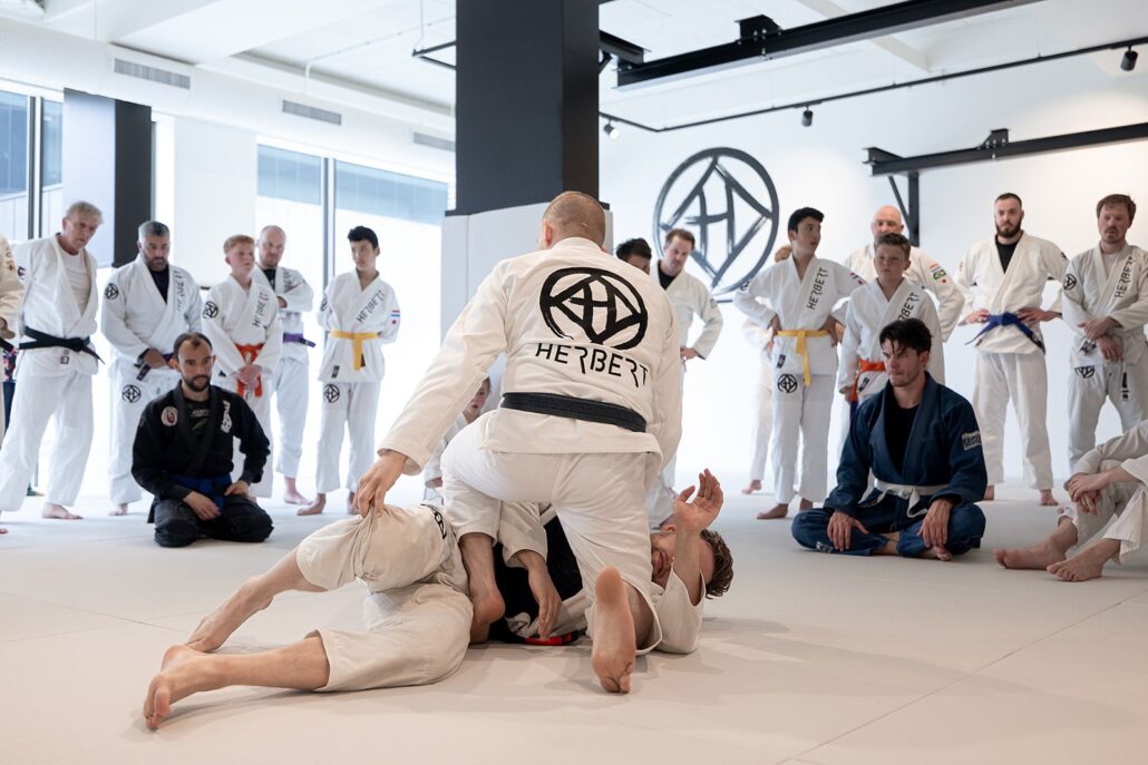10 fysieke voordelen van Braziliaans Jiu-Jitsu-training 1 10 fysieke voordelen van Braziliaans Jiu-Jitsu-training – Sportschool Herbert Ede