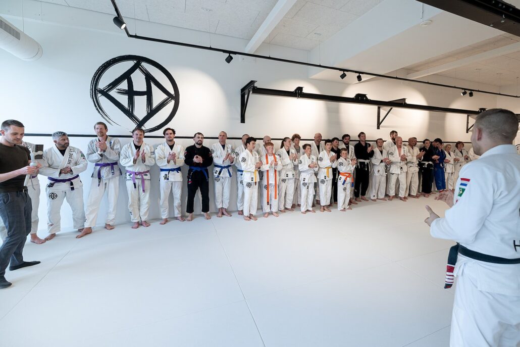 Bewustzijn en houding: je beste verdediging 1 Bewustzijn en houding: je beste verdediging – Sportschool Herbert Ede