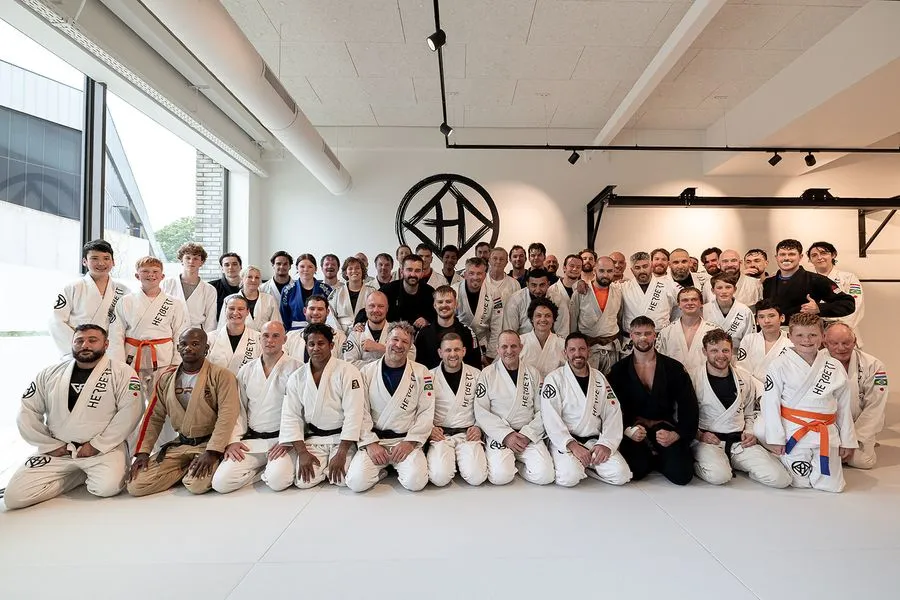 Jiu Jitsu sporters trainen samen bij Sportschool Herbert Ede Jiu Jitsu sporters trainen samen bij Sportschool Herbert Ede
