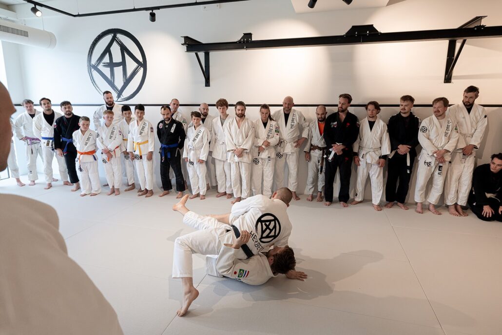 De armbar in BJJ: submission uitgelegd – Sportschool Herbert Ede
