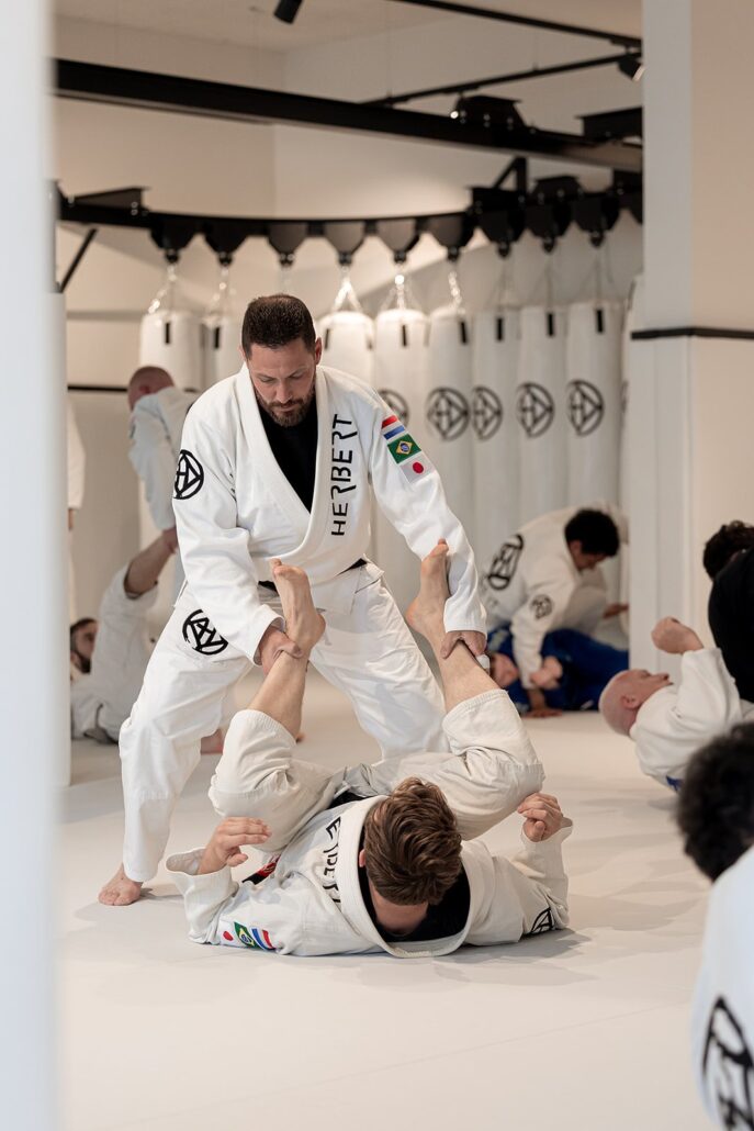 De kneebar in BJJ: submission uitgelegd 1 De kneebar in BJJ: submission uitgelegd – Sportschool Herbert Ede