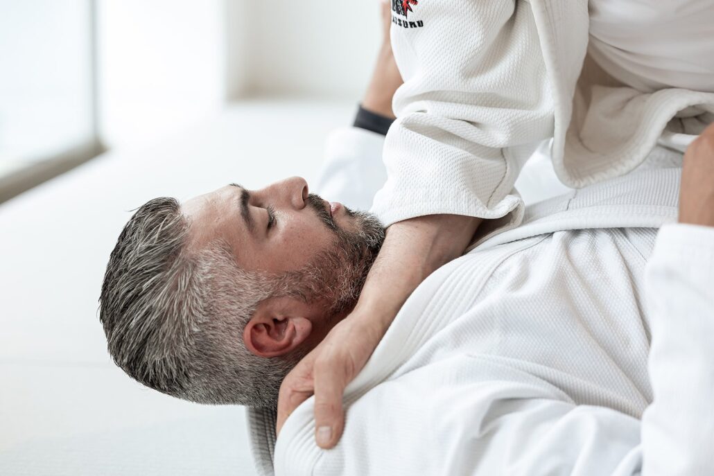De rear naked choke in BJJ: hoe werkt deze submission 1 De rear naked choke in BJJ: hoe werkt deze submission – Sportschool Herbert Ede