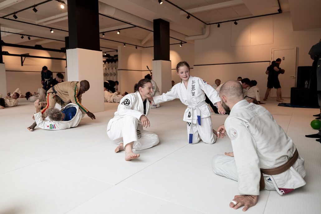 Fit, sterk en lenig worden met BJJ: wat het met je lichaam doet 8 Fit, sterk en lenig worden met BJJ: wat het met je lichaam doet – Sportschool Herbert Ede