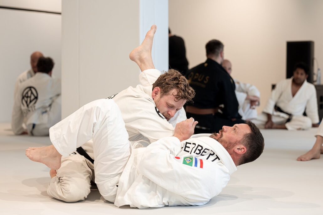 Jiu jitsu banden: volgorde en betekenis (BJJ-bandensysteem) 3 Jiu jitsu banden: volgorde en betekenis (BJJ-bandensysteem) – Sportschool Herbert Ede