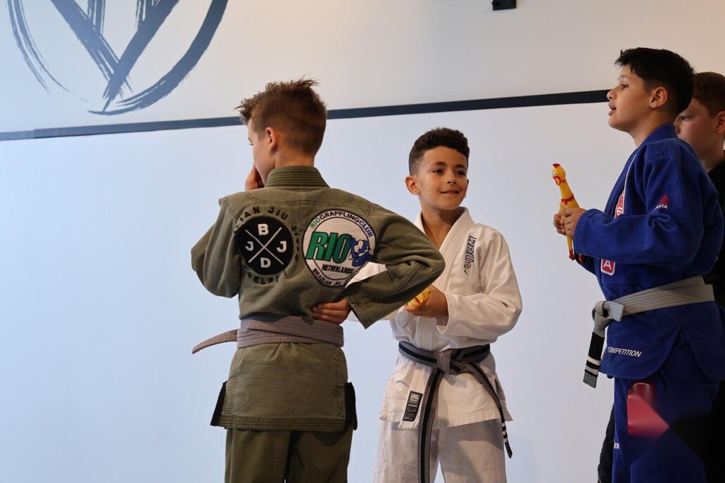 Hoe werkt het Judo Banden en Slippen Systeem? 7 Hoe werkt het Judo Banden en Slippen Systeem – Sportschool Herbert Ede