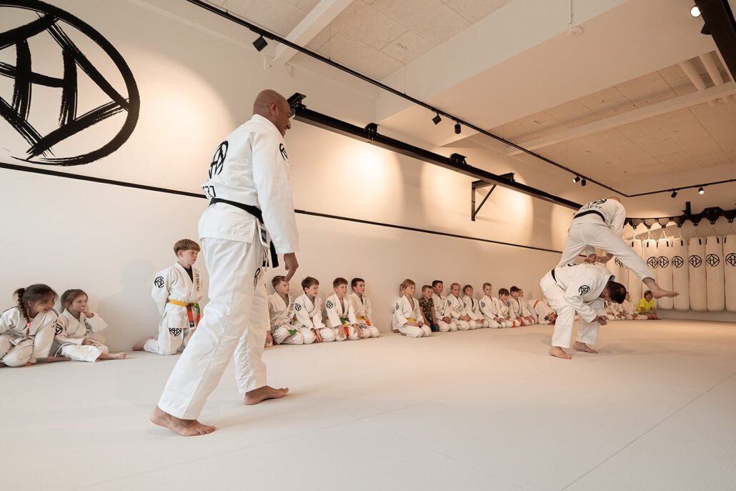Kata-guruma: zo werkt deze judoworp 1 Kata-guruma: zo werkt deze judoworp – Sportschool Herbert Ede