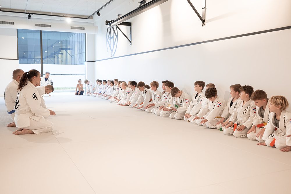 Vijf belangrijke dingen die je moet weten voordat je kind begint aan judo 4 Groep kinderen bij de jeugdjudo van Sportschool Herbert in Ede