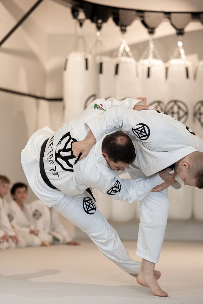 O-soto-gari: Een Klassieke Judoworp voor Ieders Arsenaal 9 O-soto-gari: Een Klassieke Judoworp voor Ieders Arsenaal – Sportschool Herbert Ede