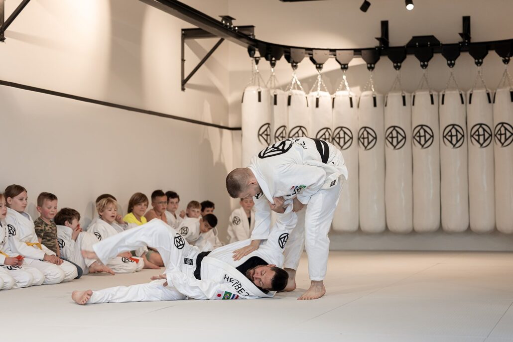 Okuri-ashi-barai: zo werkt deze judoworp – Sportschool Herbert Ede