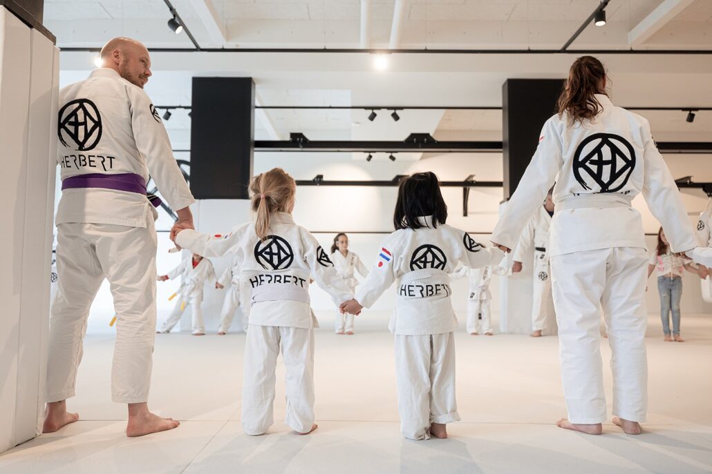 Peuterjudo en kleuterjudo: spelenderwijs de eerste sport (3-6 jaar) 8 Peuterjudo en kleuterjudo: spelenderwijs de eerste sport (3-6 jaar) – Sportschool Herbert Ede