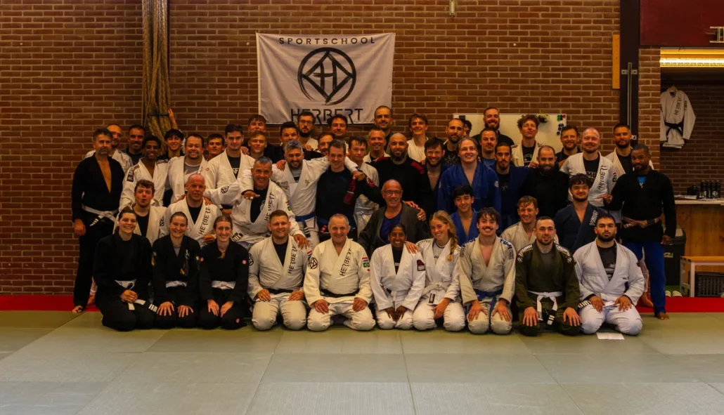 Van witte naar blauwe band: hoe lang duurt BJJ-progressie echt? 4 BJJ bandprogressie training in Ede